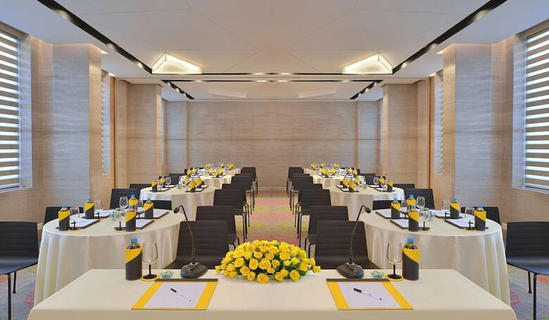 Hotel Radisson Bengaluru City Center