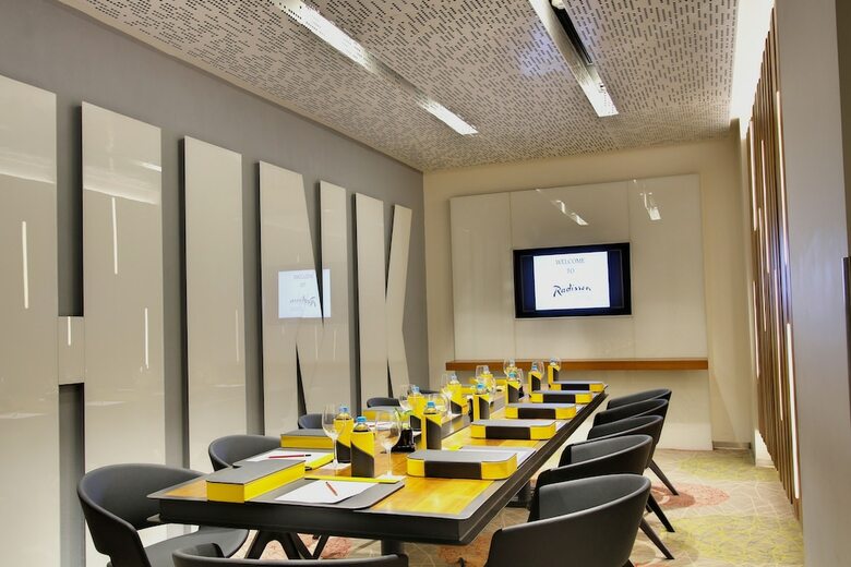 Hotel Radisson Bengaluru City Center