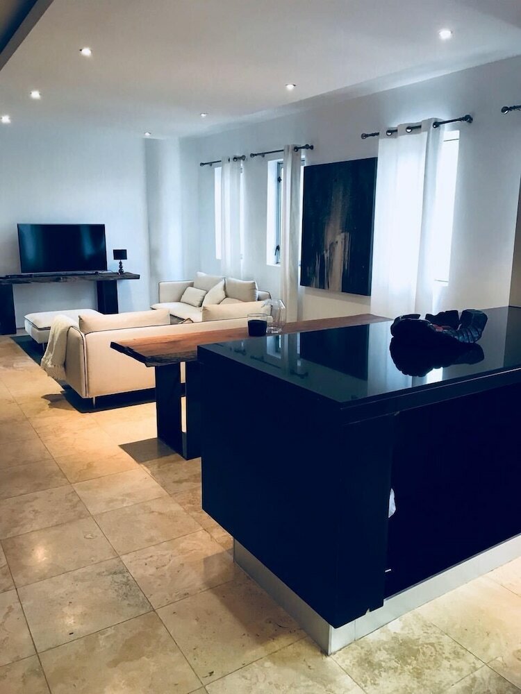 The Franklin Loft Apartments