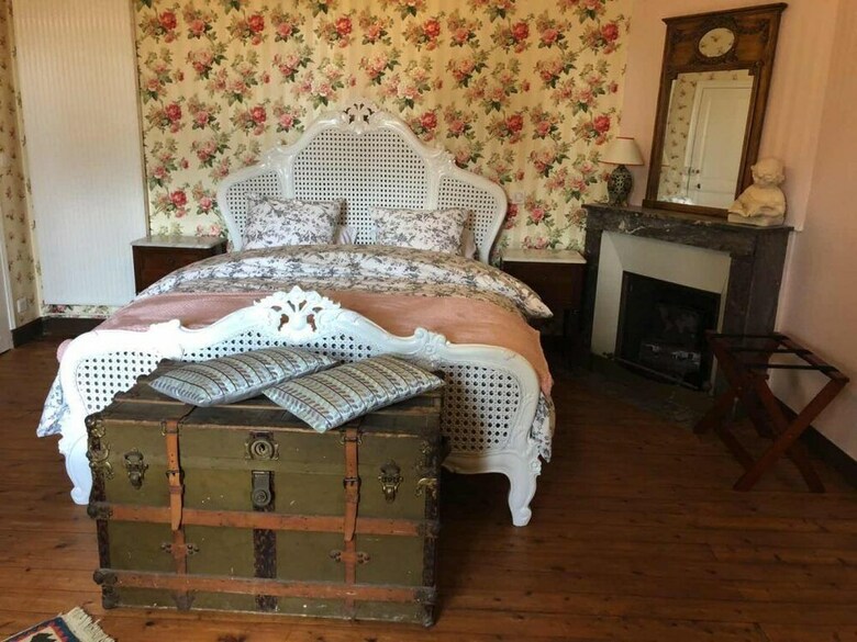 Bed & Breakfast Le Ch�teau De La Croix Chemin