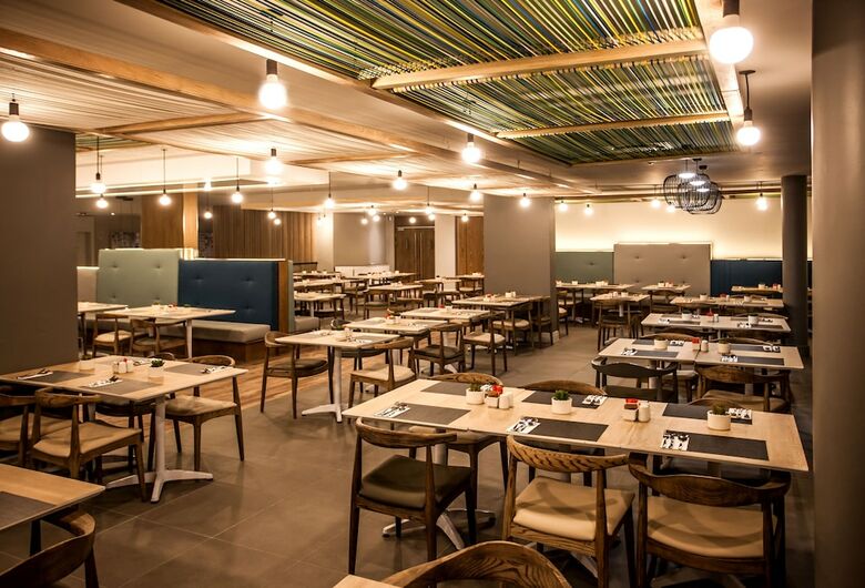 Hotel Stayeasy Cape Town City Bowl