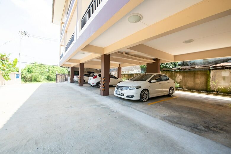 Hotel Oyo 334 Pk Park