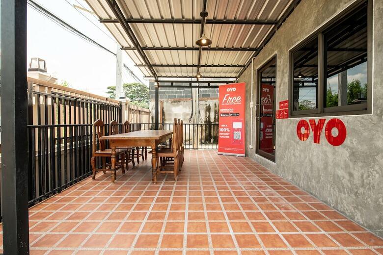 Hotel Oyo 334 Pk Park