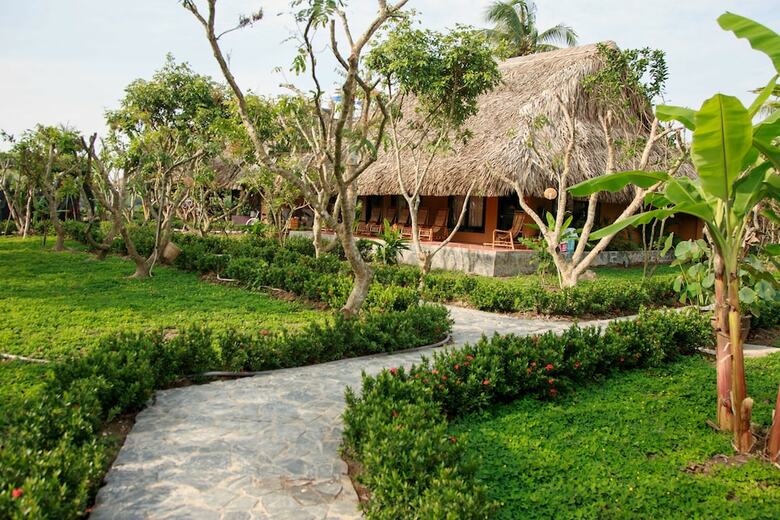 Mekong Lodge Hotel & Resort