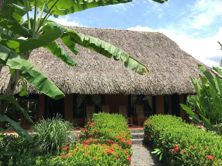 Mekong Lodge Hotel & Resort