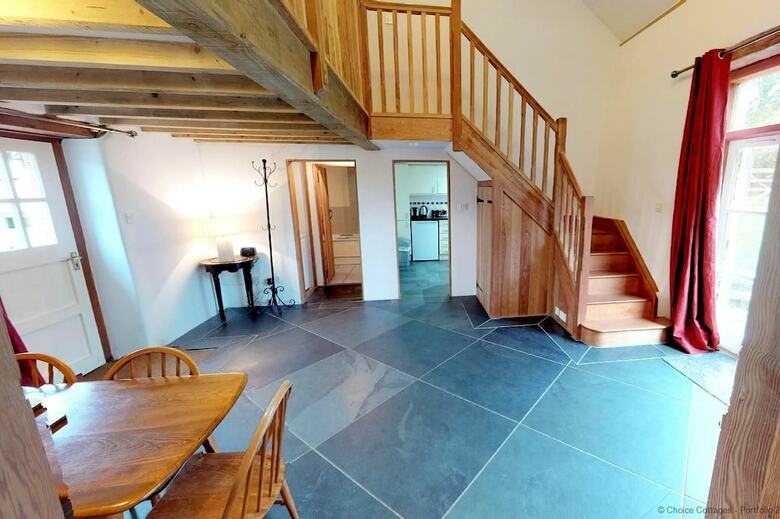 Buckland Brewer Cob Barn 2 Bedrooms