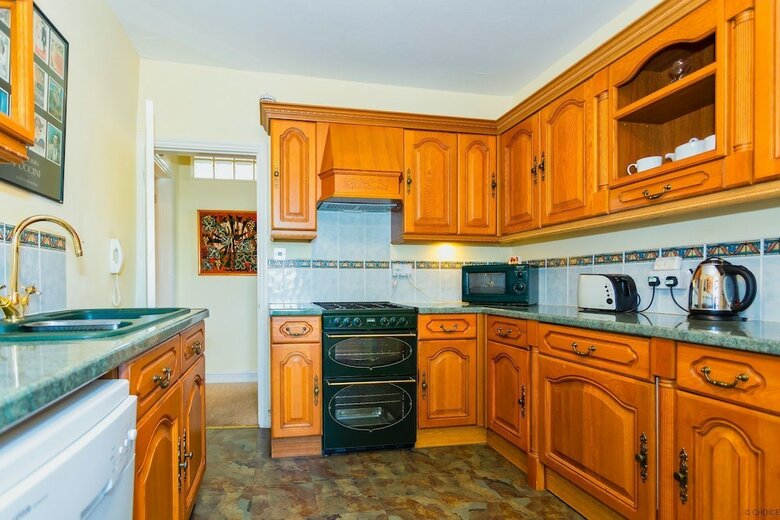 Ilfracombe Raphael 2 Bedrooms