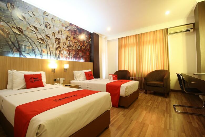 Hotel Reddoorz Premium @ Slamet Riyadi 2