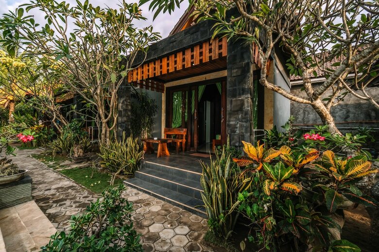 Bed & Breakfast D And B Bungalow