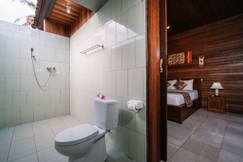 Bed & Breakfast D And B Bungalow