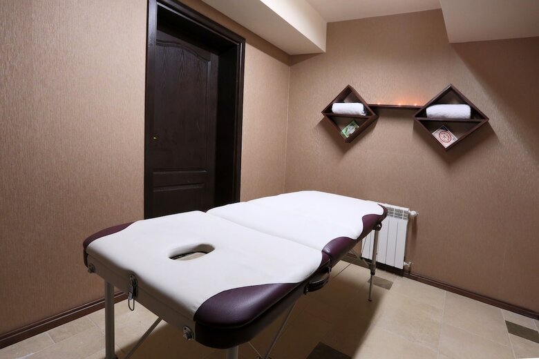 Royal Park Hotel & Apartments
