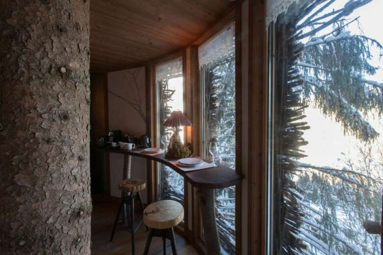 Cabane Entre Terre Et Ciel