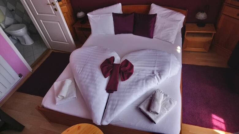 Hotel Napsug�r �s Guly�s Kunyh� �tterem