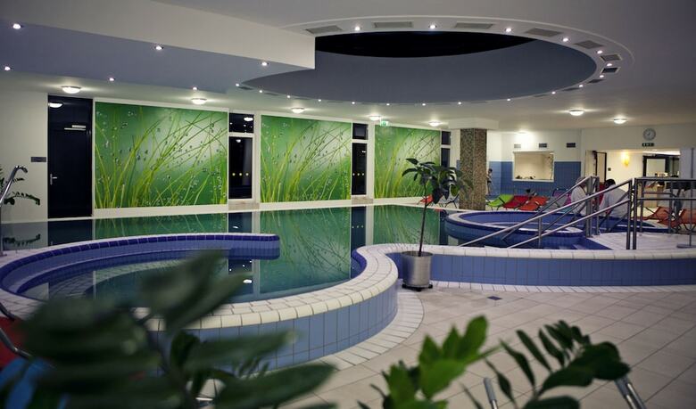 Hotel Napf�ny