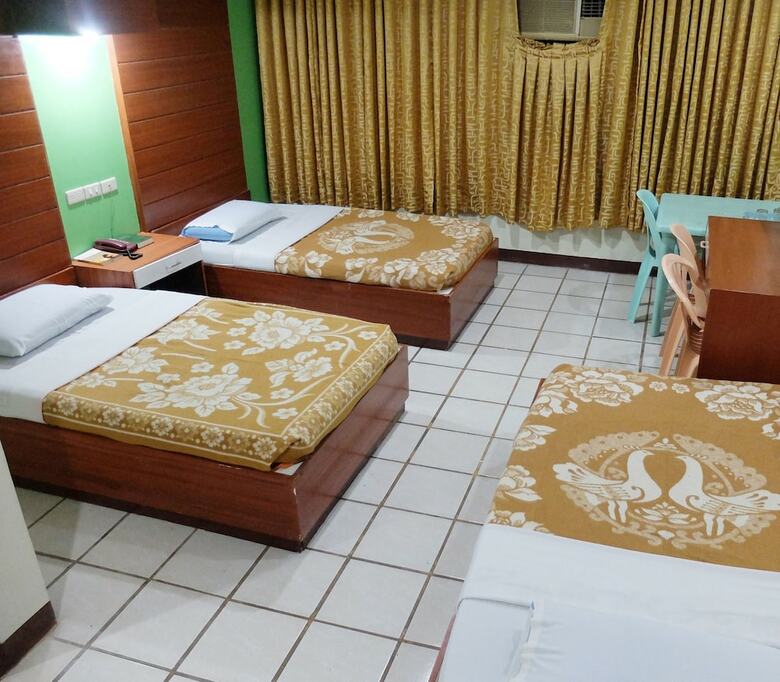 Hotel Goodnews Travellers Inn