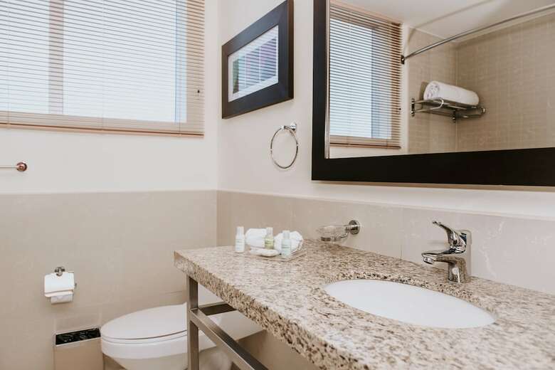 Hotel Courtyard By Marriott Guayaquil