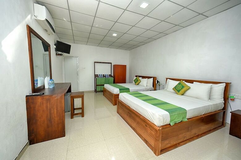 Hotel Jays Holiday Resort