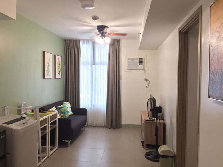 Serena's Suite (makati Ave.)