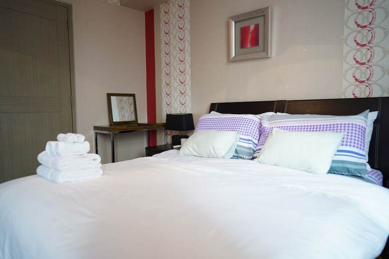 Serena's Suite (makati Ave.)
