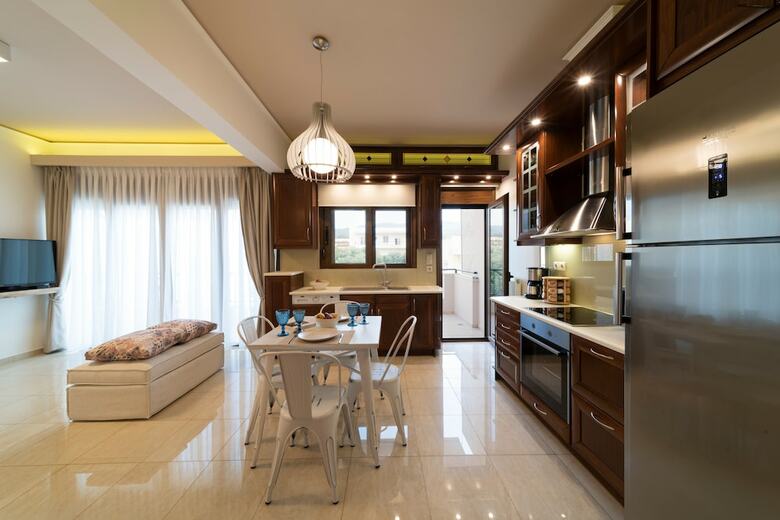 Dolphin Luxury Apartments