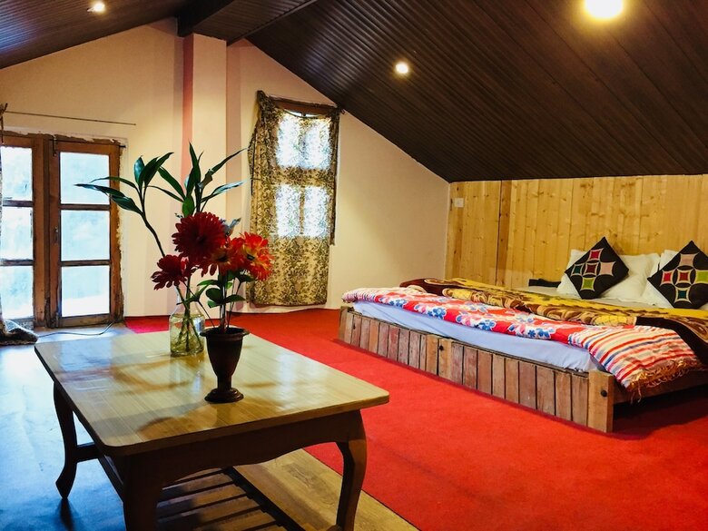 Hotel Devdhar Hilltop Cottages