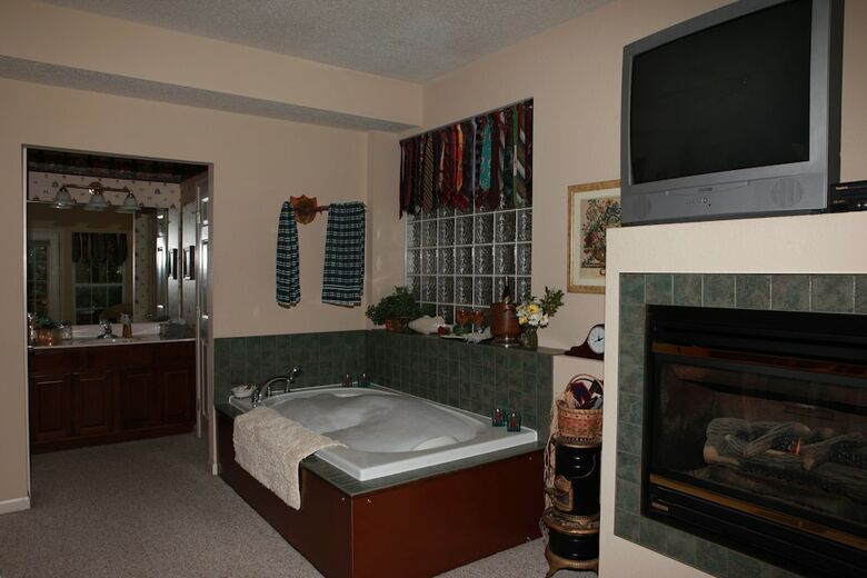 Inn At Harbour Ridge Bed And Breakfast