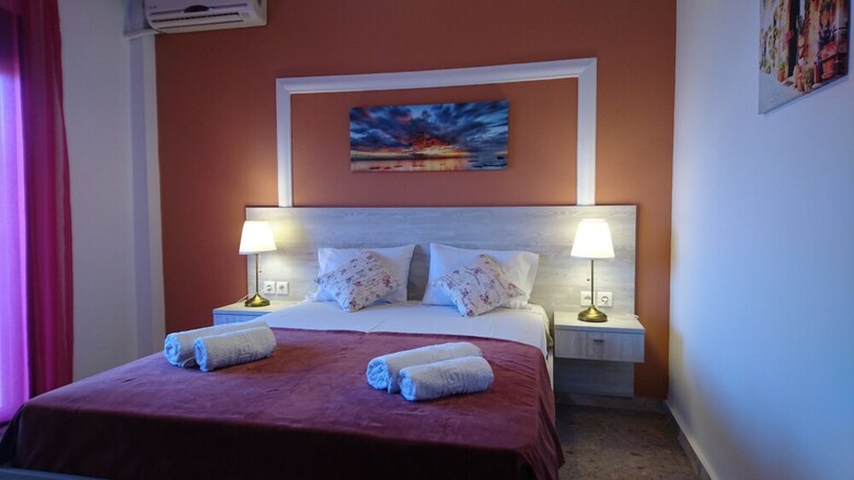 Apartamentos Elia House A Quiet Seaside Place