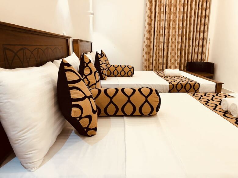 Hotel Nethmini Regency