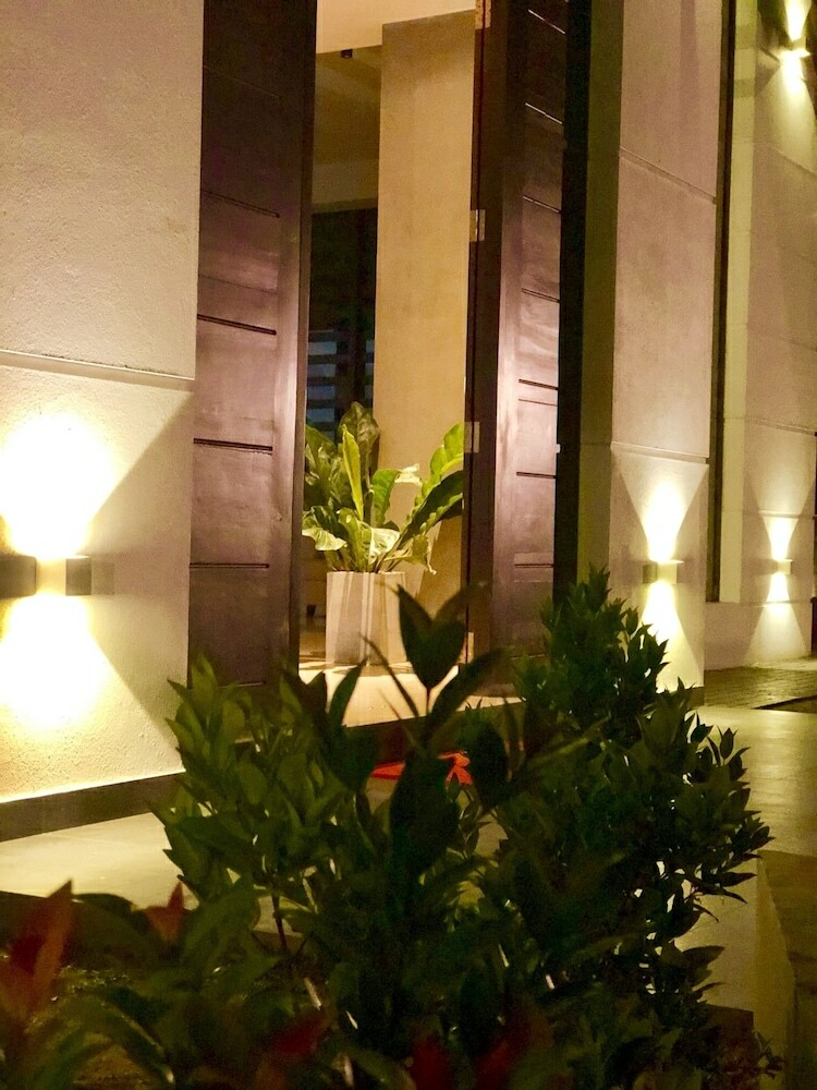 Hotel Nethmini Regency
