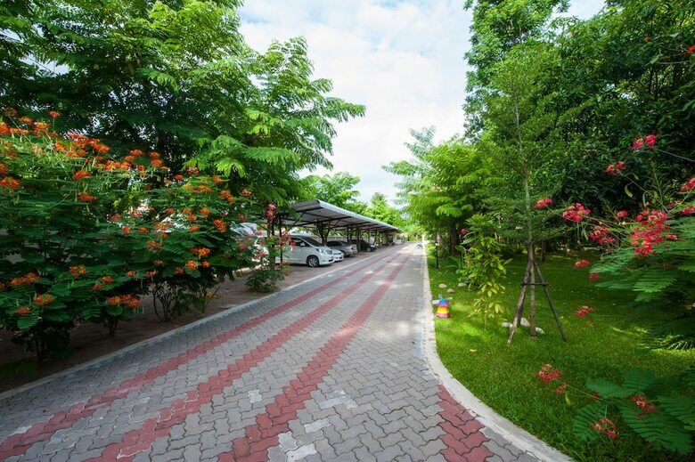 Hotel Baan Nam Pen Resort