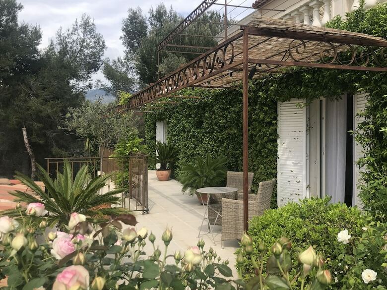 Villa Kilauea B&B