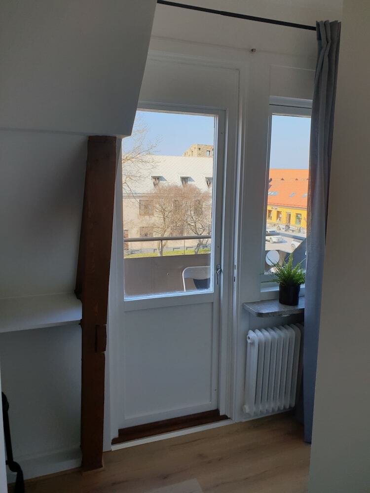 Alyhr Apartments