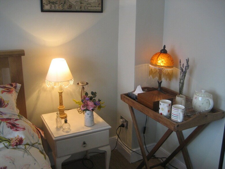 Bed & Breakfast Number 14