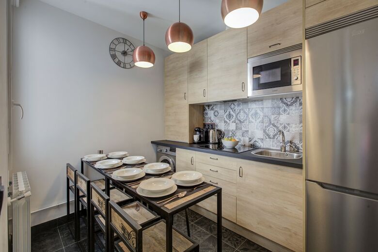 City Centre Apartment - 3bd - 2bt - Wifi