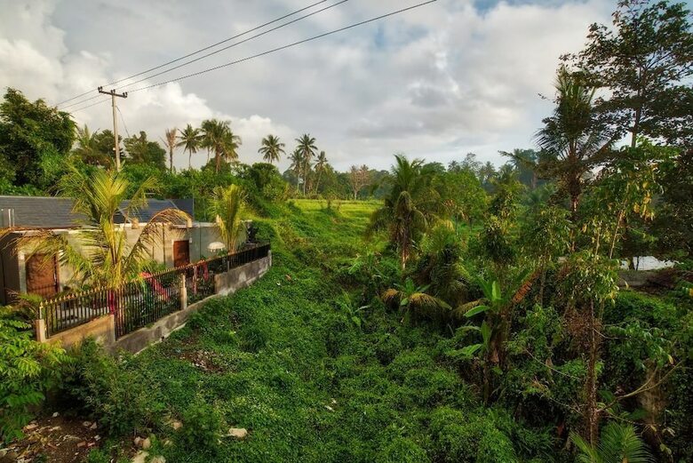 Bed & Breakfast Canang Garden