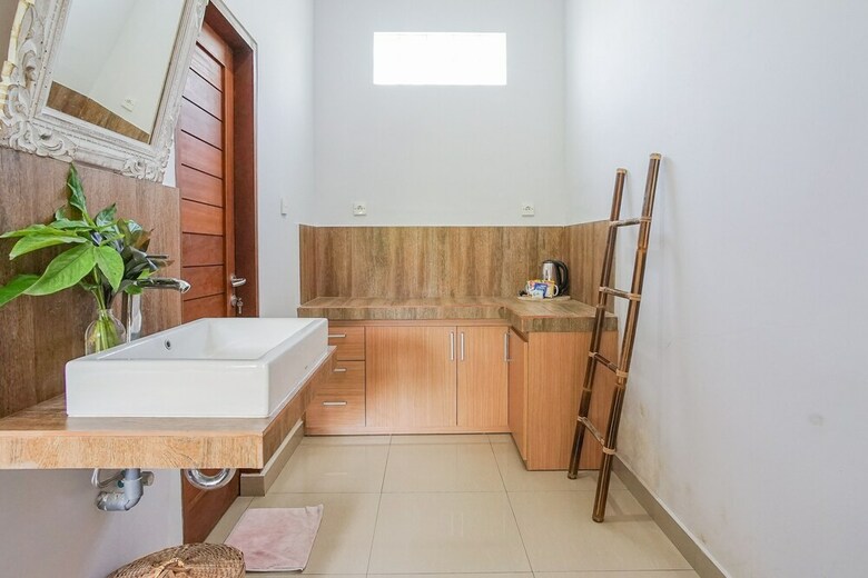Bed & Breakfast Canang Garden