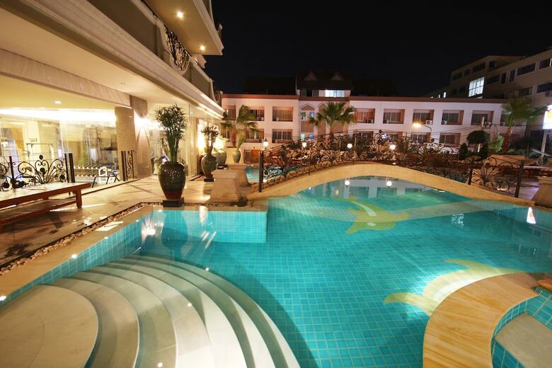 Hotel Lk Royal Suite Pattaya