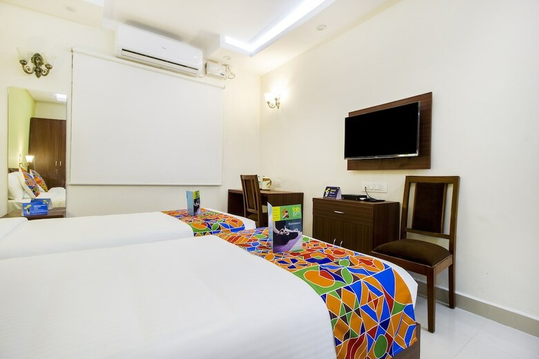 Fabhotel Windsor Castle Inn Brigade Rd
