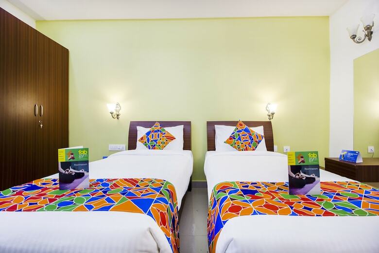 Fabhotel Windsor Castle Inn Brigade Rd