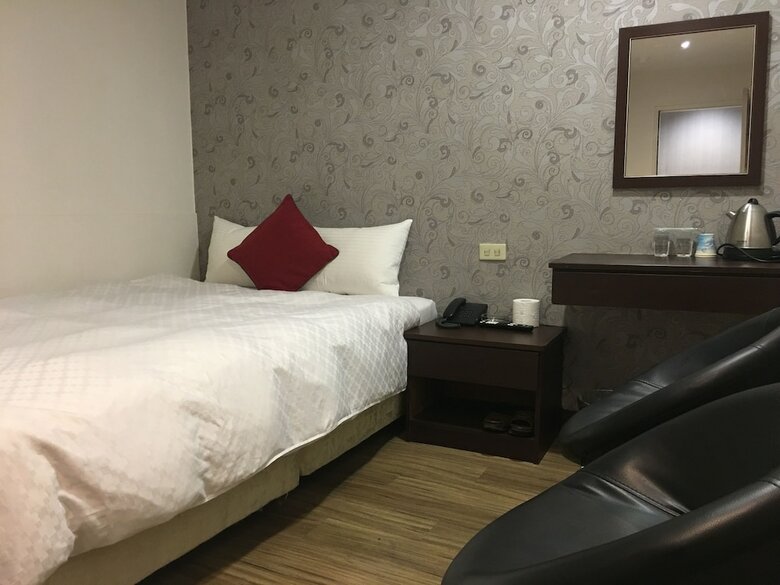 Hua Chun Lin Hotel