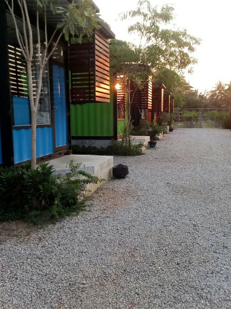 Hotel Container Motel