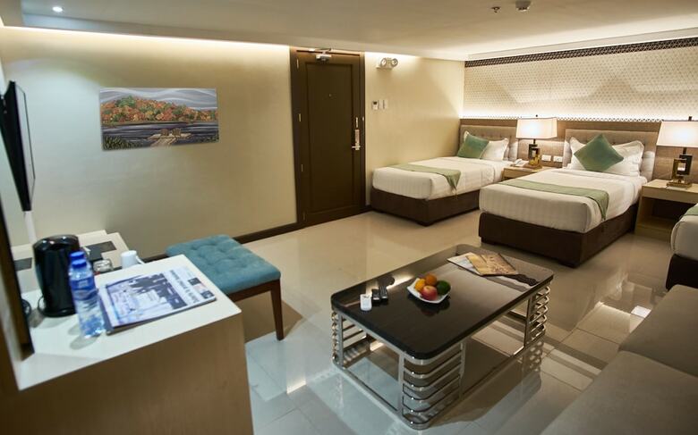 J7 Hotel Iloilo