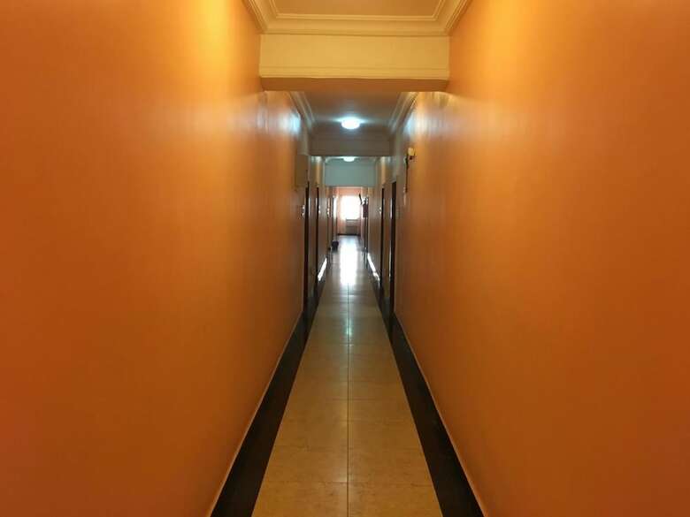 Hotel Cynergy Suites Royale