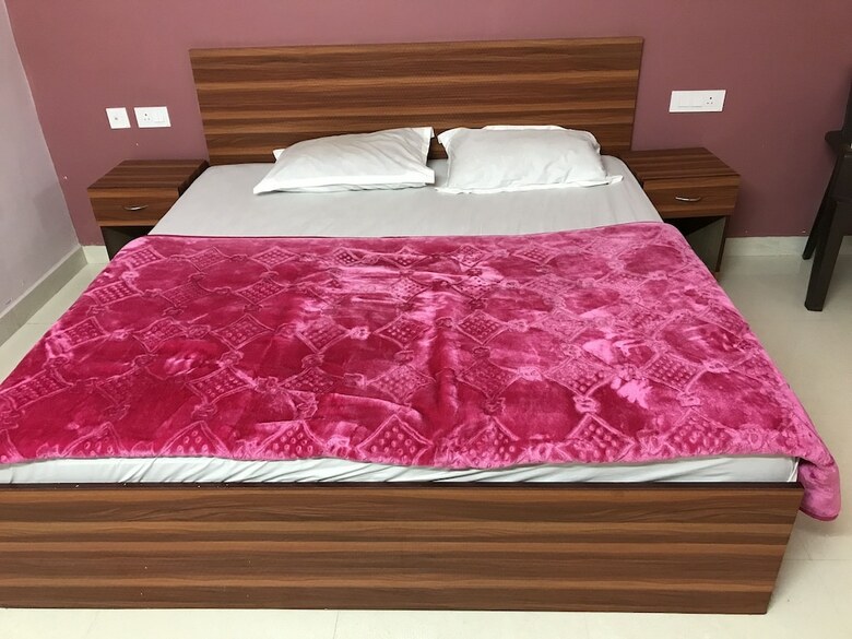 Hotel Praba Rooms And Cottages