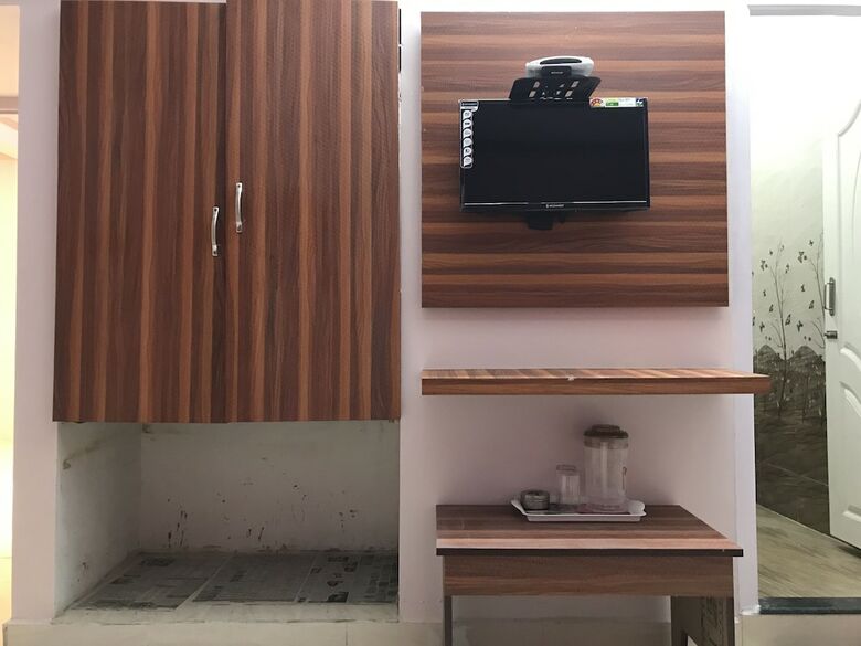 Hotel Praba Rooms And Cottages