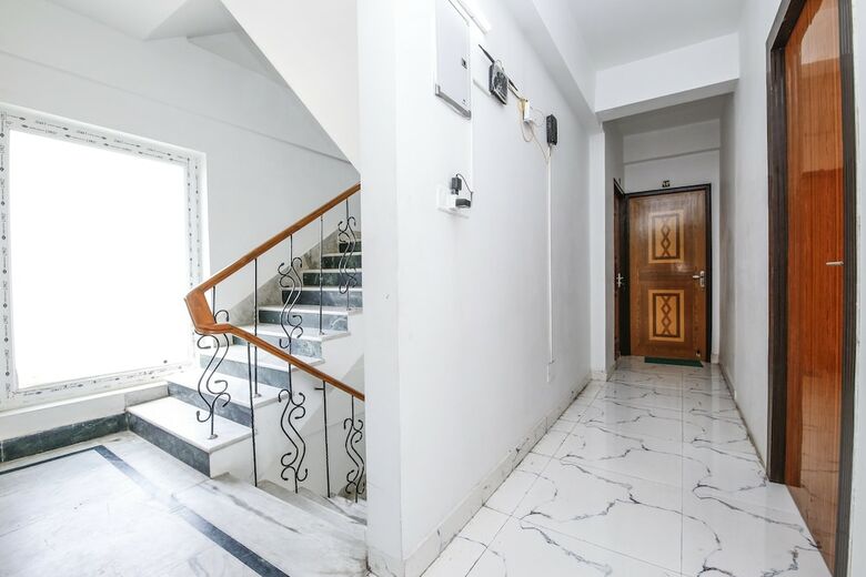 Fabhotel Eleanora Inn New Town