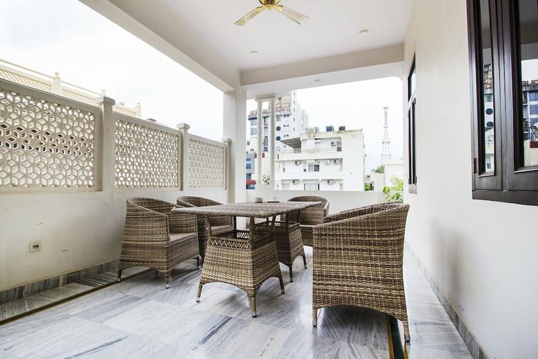 Fabhotel Jaipur Villa Vaishali