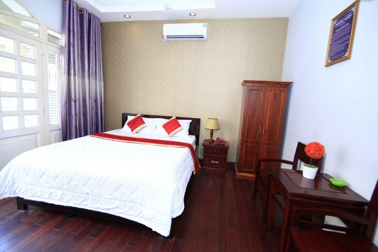 Truong Giang Hotel