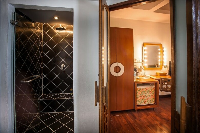 Hotel Tango Beach Resort