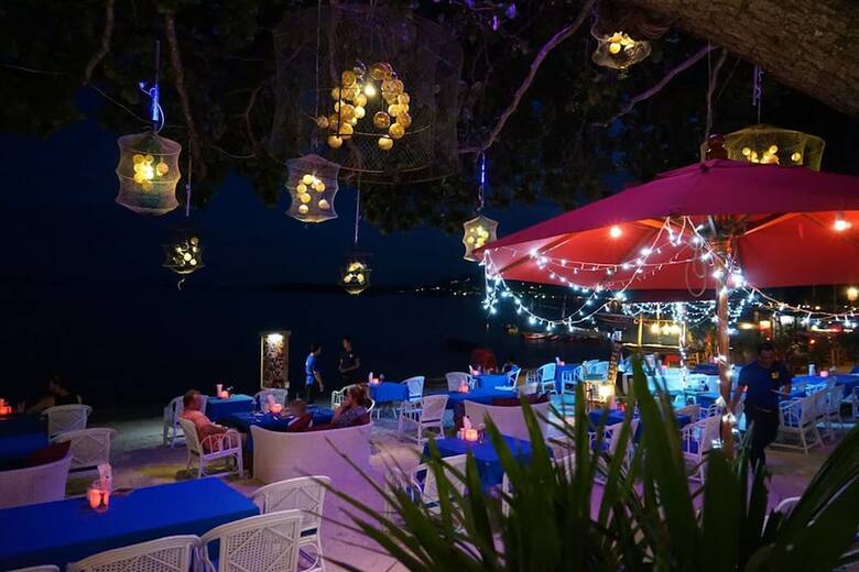 Hotel Tango Beach Resort